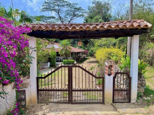 Hermosa Casa De Campo Los Montes En Zapatoca