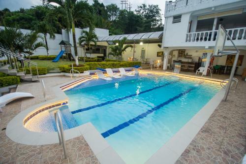 Hotel Villeta Suite