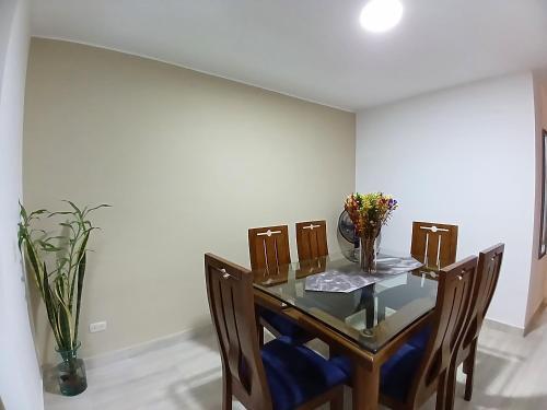 Moderno Condominio