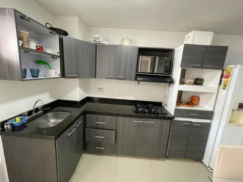 Amplio Apartamento En El Centro!