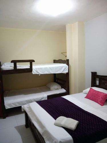 Ruta Del Mar Inn Hotel