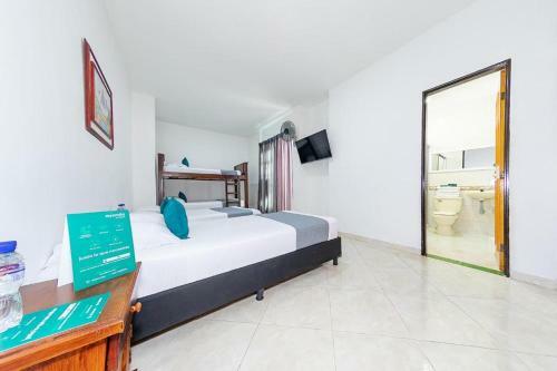 Hotel Balcones 70 Laureles