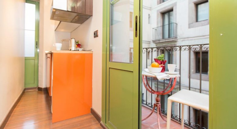 Apartamentos Ainb Born Damas