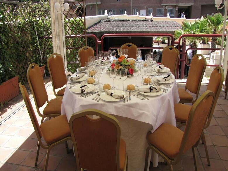 Hotel Silken Torre Garden