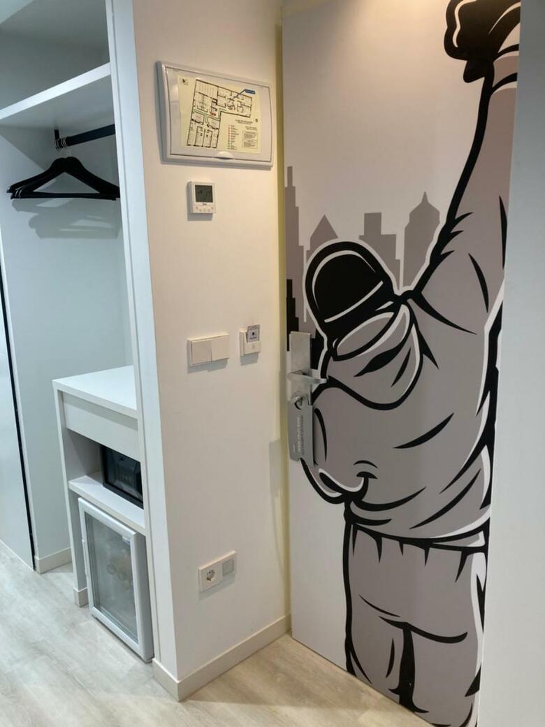 Hotel Dormirdcine Alicante