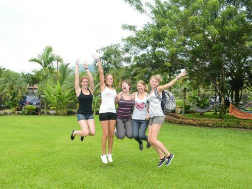 Hostal Arenal Backpackers Resort