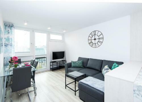 P&o Apartments Center