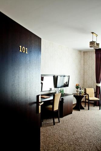 Hotel Dw�r Dwikozy