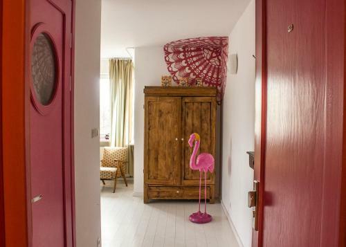 Hostal Lalala Arthotel & Wine Bar