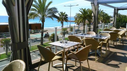 Hotel A�va