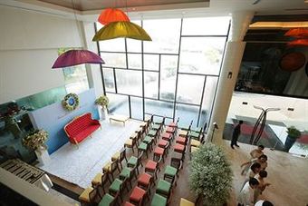 Buri Sriphu Boutique Hotel