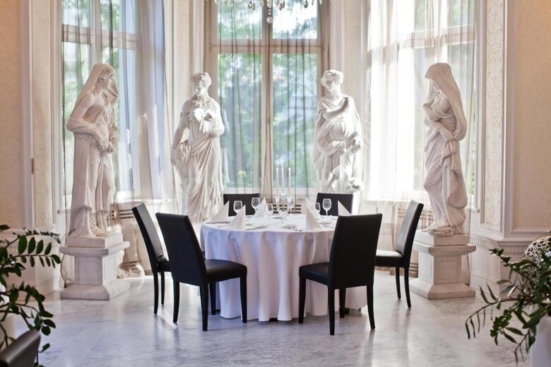 Platinum Palace Boutique Hotel