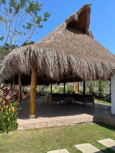 Hermosa Casa Finca Con Mesa De Billar