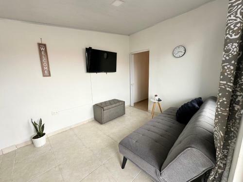 C�modo Apartamento Cerca Al Aeropuerto