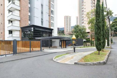 Apartamento 1101 Two Balconies & Beautiful View Of El Poblado