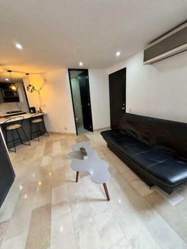Apartamento En Laureles Con Balc�n