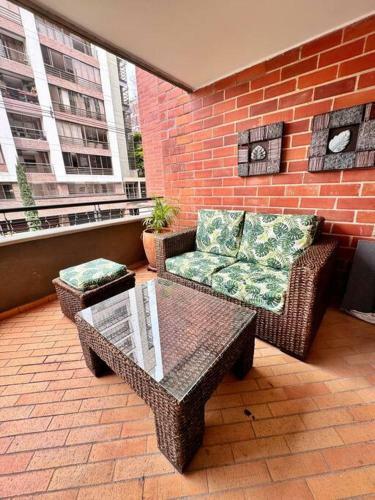 Apartamento En Laureles Con Balc�n