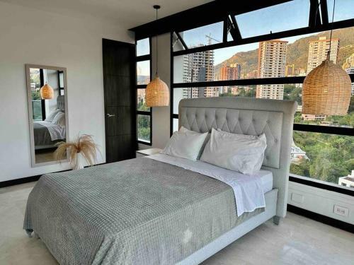 2001 Charming Apartment In El Poblado