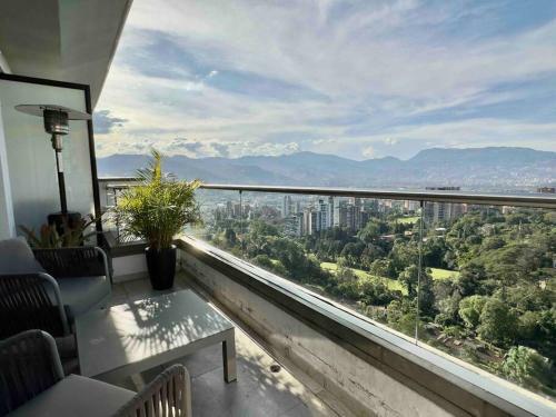 Apartamento 2002 City Skyline View In El Poblado