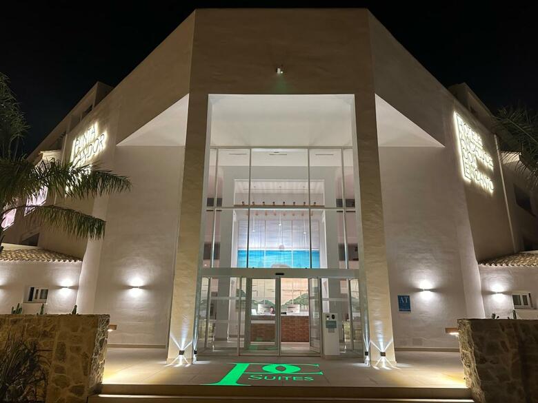 Apartamento Punta Candor Suites