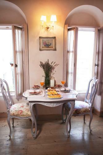 Hostal Amaryllis Luxury Guest House