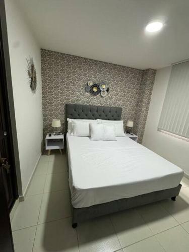 Lujoso Apartamento C�ntrico