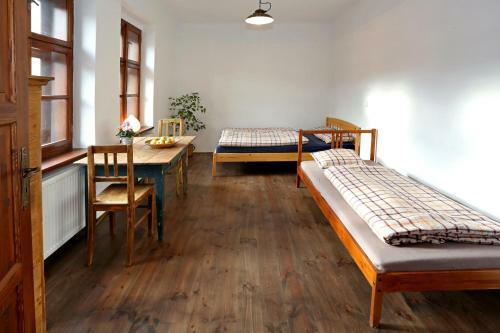 Hostal Penzion U Las�k?