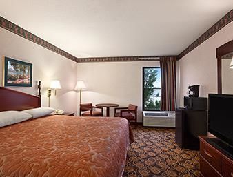 Motel Super 8 North