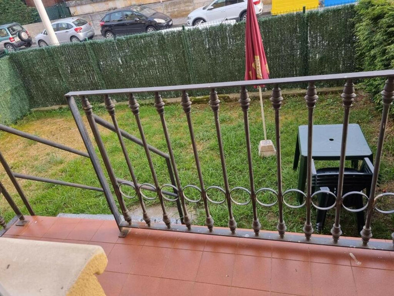 Apartamento Bajo Con Jardin En Cartes