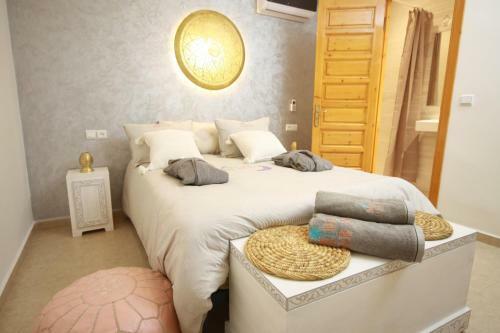 Hostal Riad Miel & Une Nuit