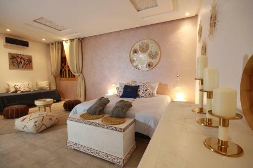 Hostal Riad Miel & Une Nuit