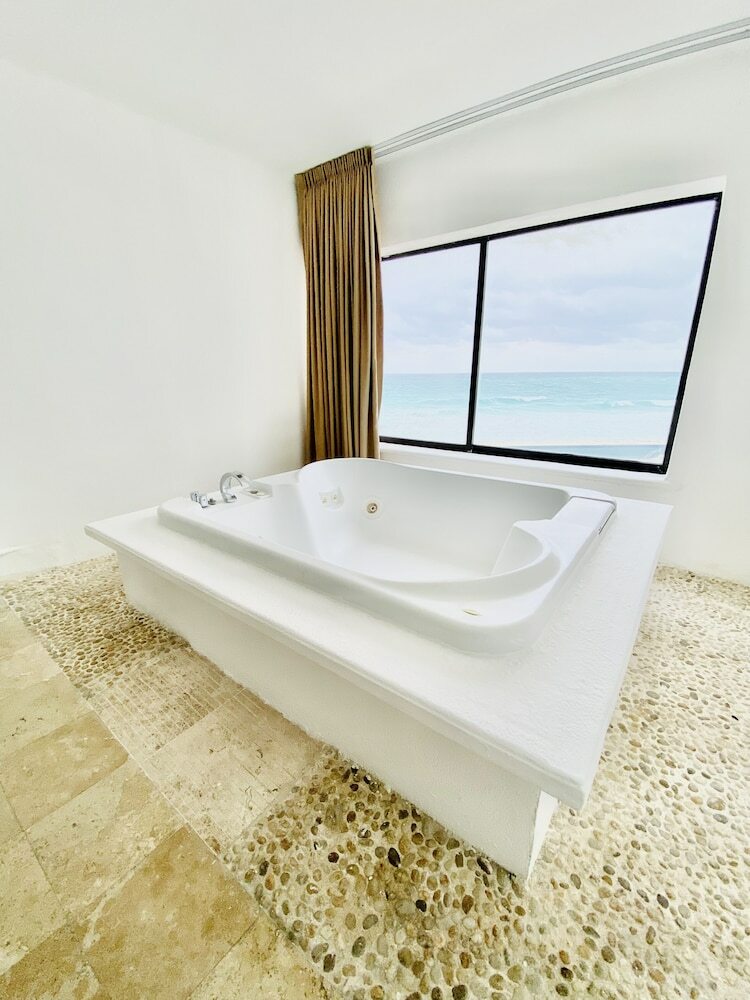 Hotel Cyan Cancun Resort & Spa