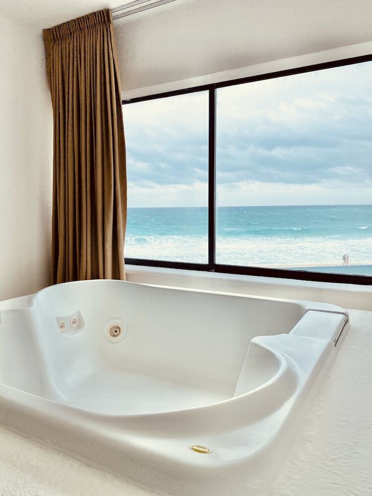 Hotel Cyan Cancun Resort & Spa