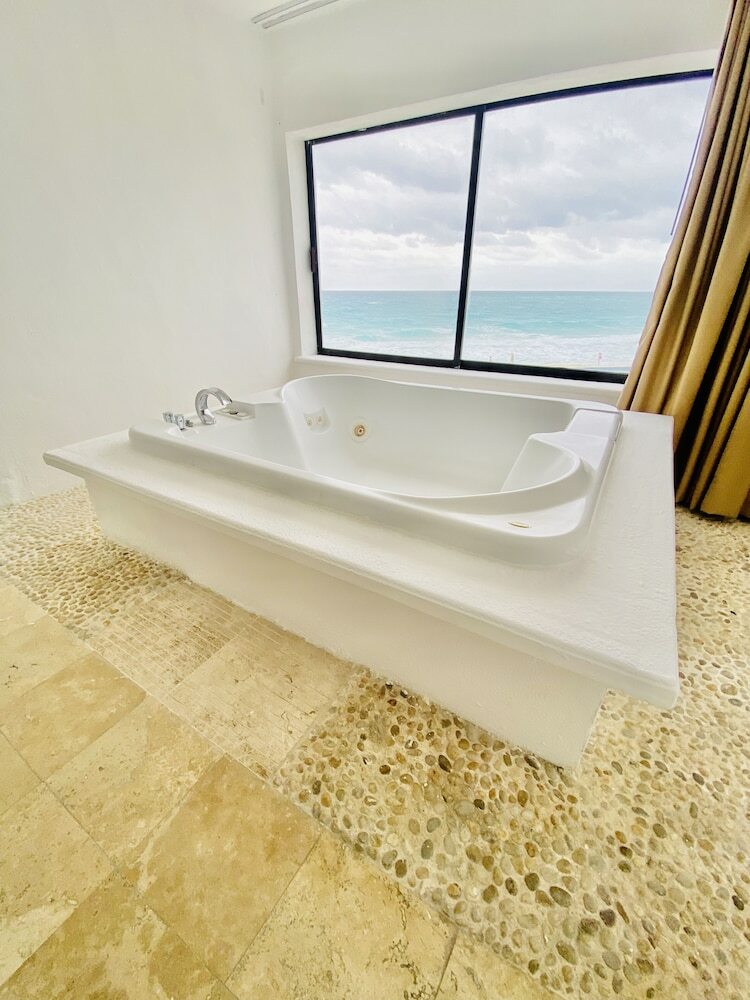 Hotel Cyan Cancun Resort & Spa