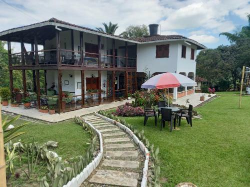 Hotel Alojamiento Rural La Pradera