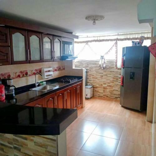 Estupendo Apartamento Familiar En Edificio Los Balcones