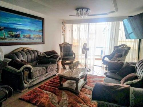 Estupendo Apartamento Familiar En Edificio Los Balcones