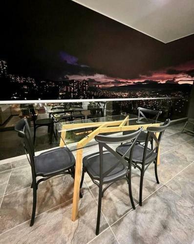 Great View Apartment In El Poblado