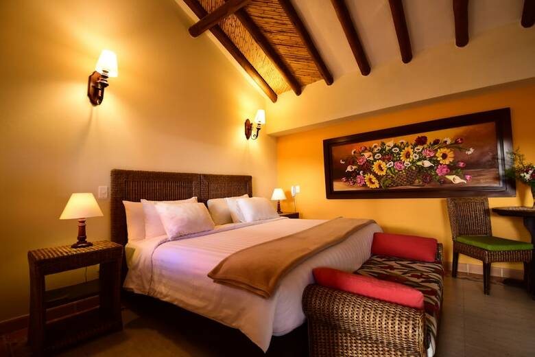 Hotel Campanario De La Villa