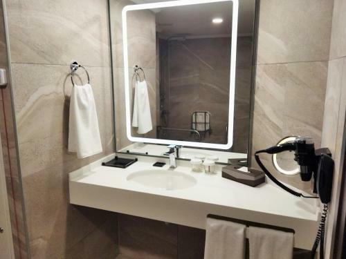 Hotel Ramada Plaza By Wyndham Silivri