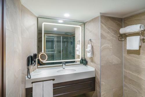 Hotel Ramada Plaza By Wyndham Silivri