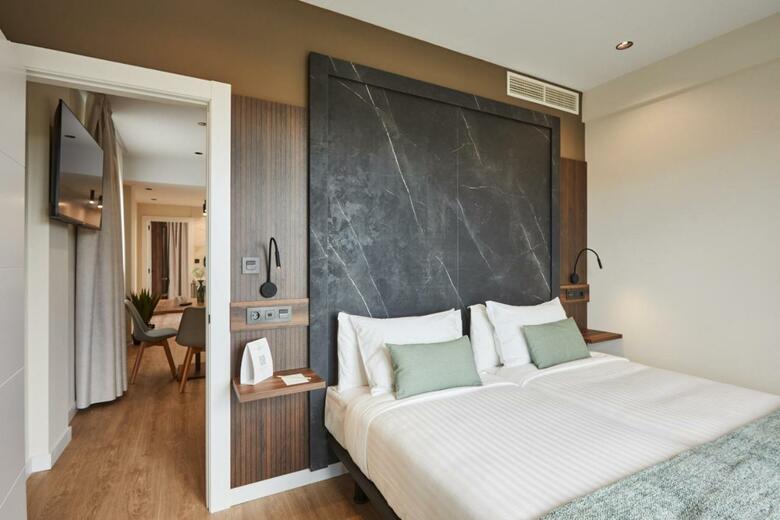 Apartamentos Silken Fontibre Iberia & Spa