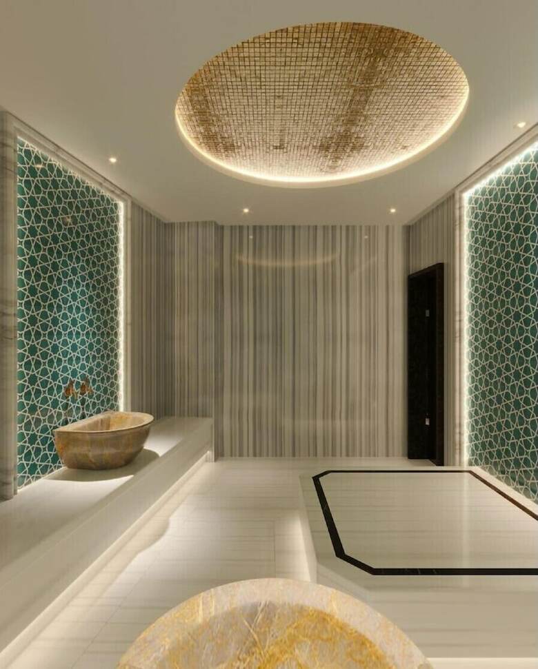 Golden Royal Hotel & Spa