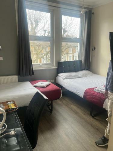 Hotel Saba Rooms And Apartments