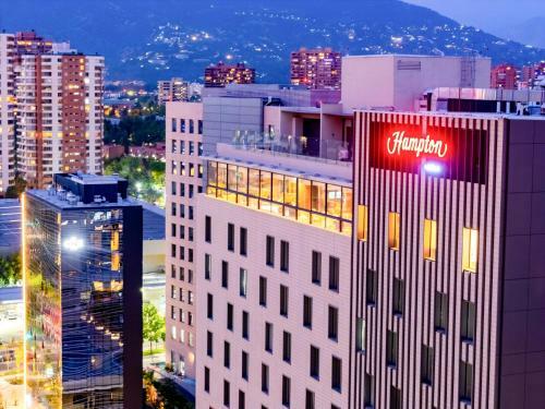 Hotel Hampton By Hilton Santiago Las Condes