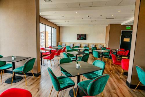 Hotel Hampton By Hilton Santiago Las Condes