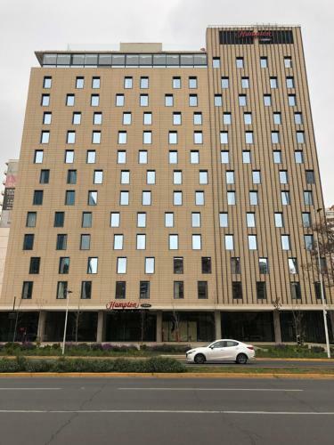 Hotel Hampton By Hilton Santiago Las Condes
