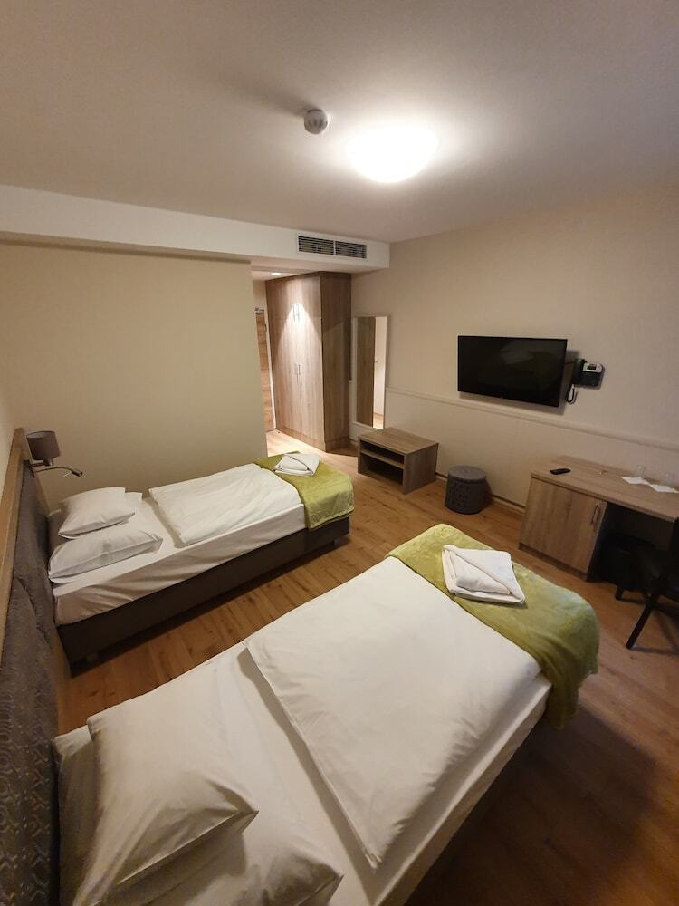 D50 Hotel