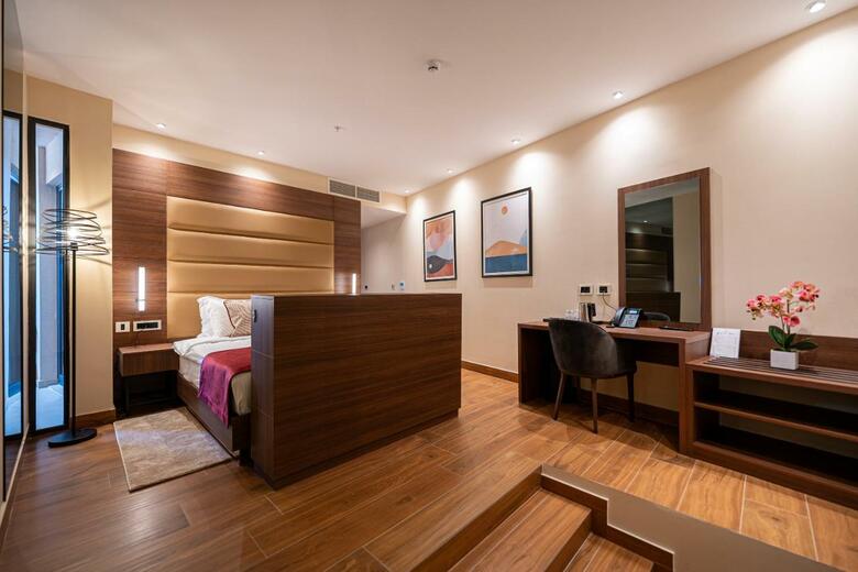 Hotel De'andros Virpazar