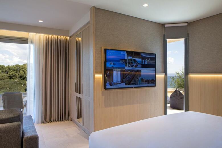 Cora Hotel & Spa